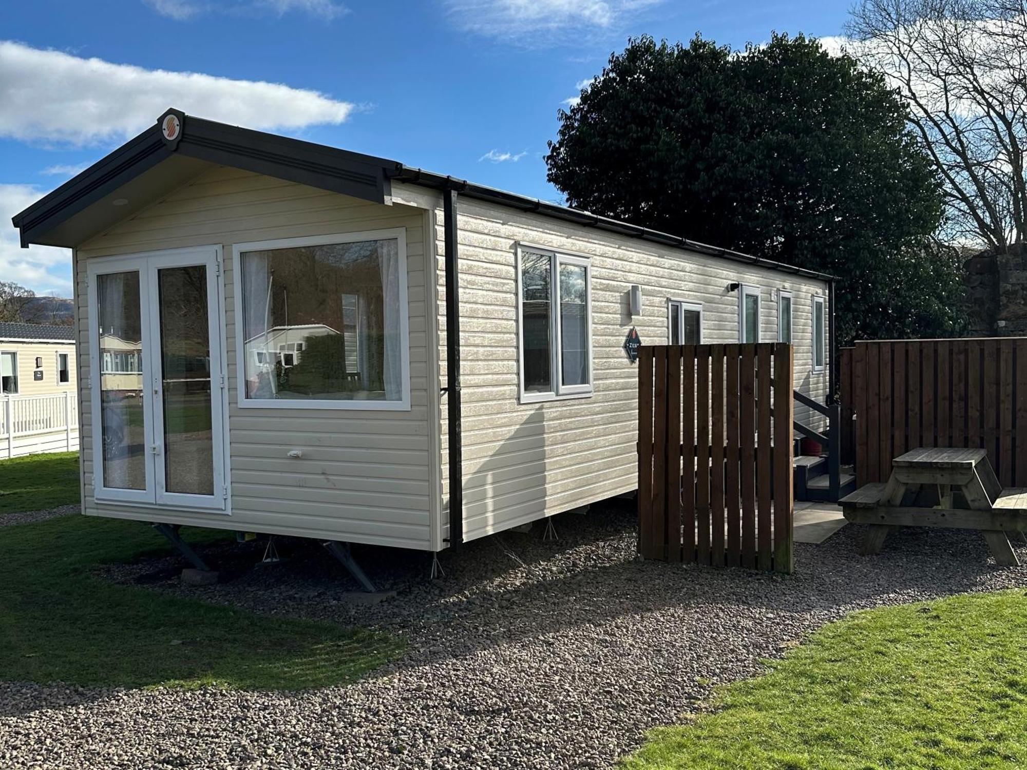 Campsie Glen Holiday Park Glasgow Exterior photo