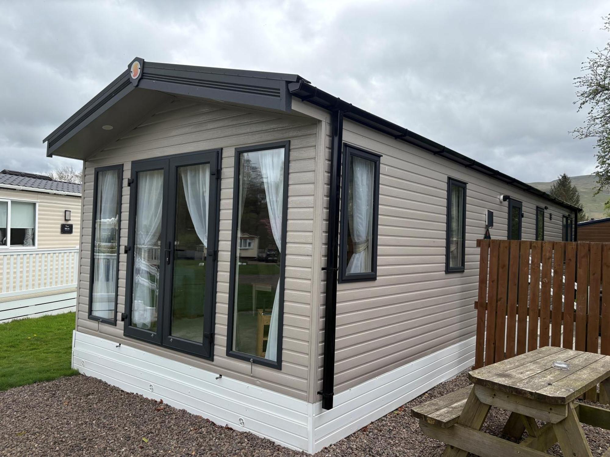 Campsie Glen Holiday Park Glasgow Exterior photo